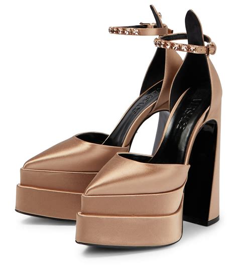 versace hakken platform|Versace aevitas pumps.